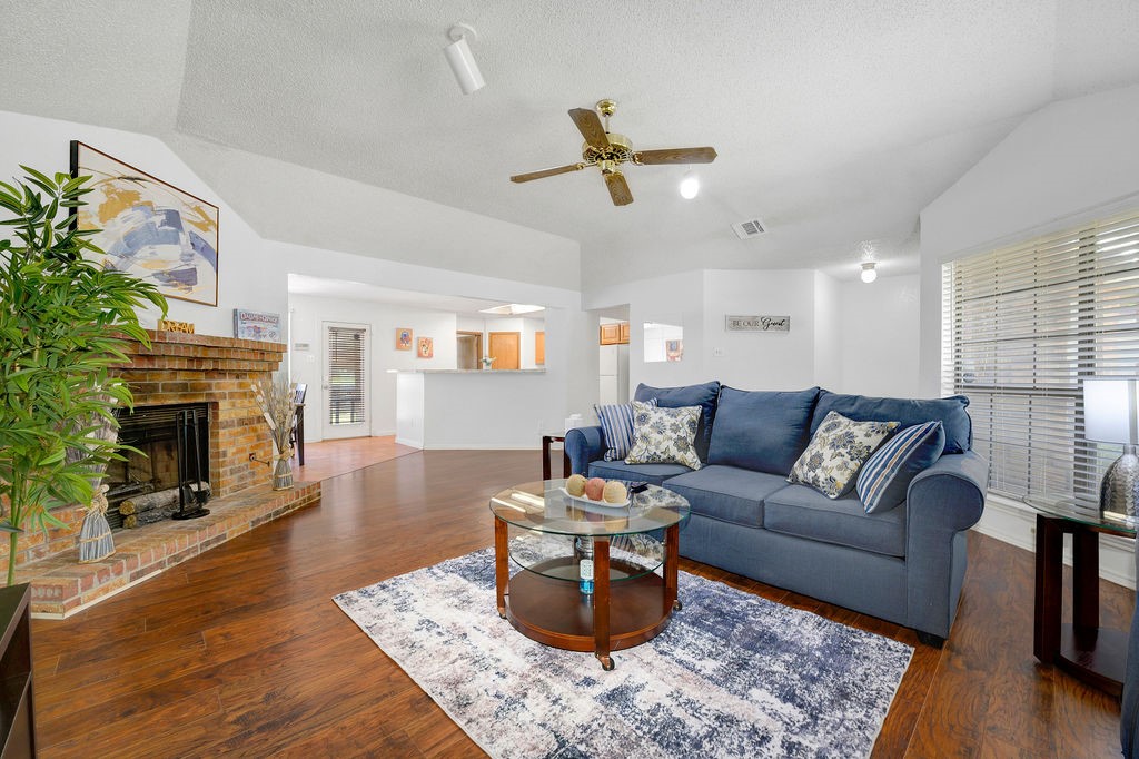 4823 Hollow Ridge Road Dallas TX 75227