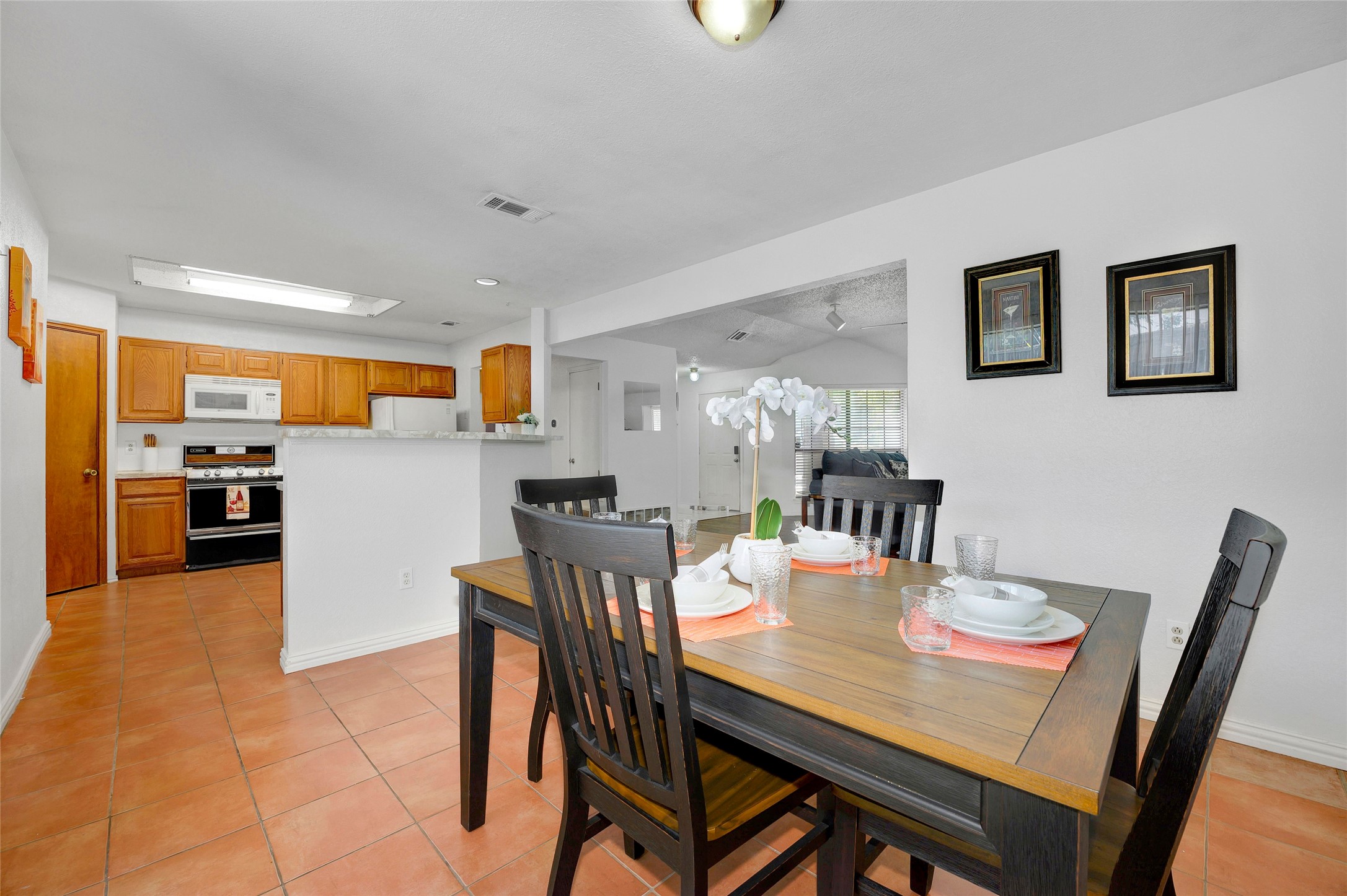 4823 Hollow Ridge Road Dallas TX 75227
