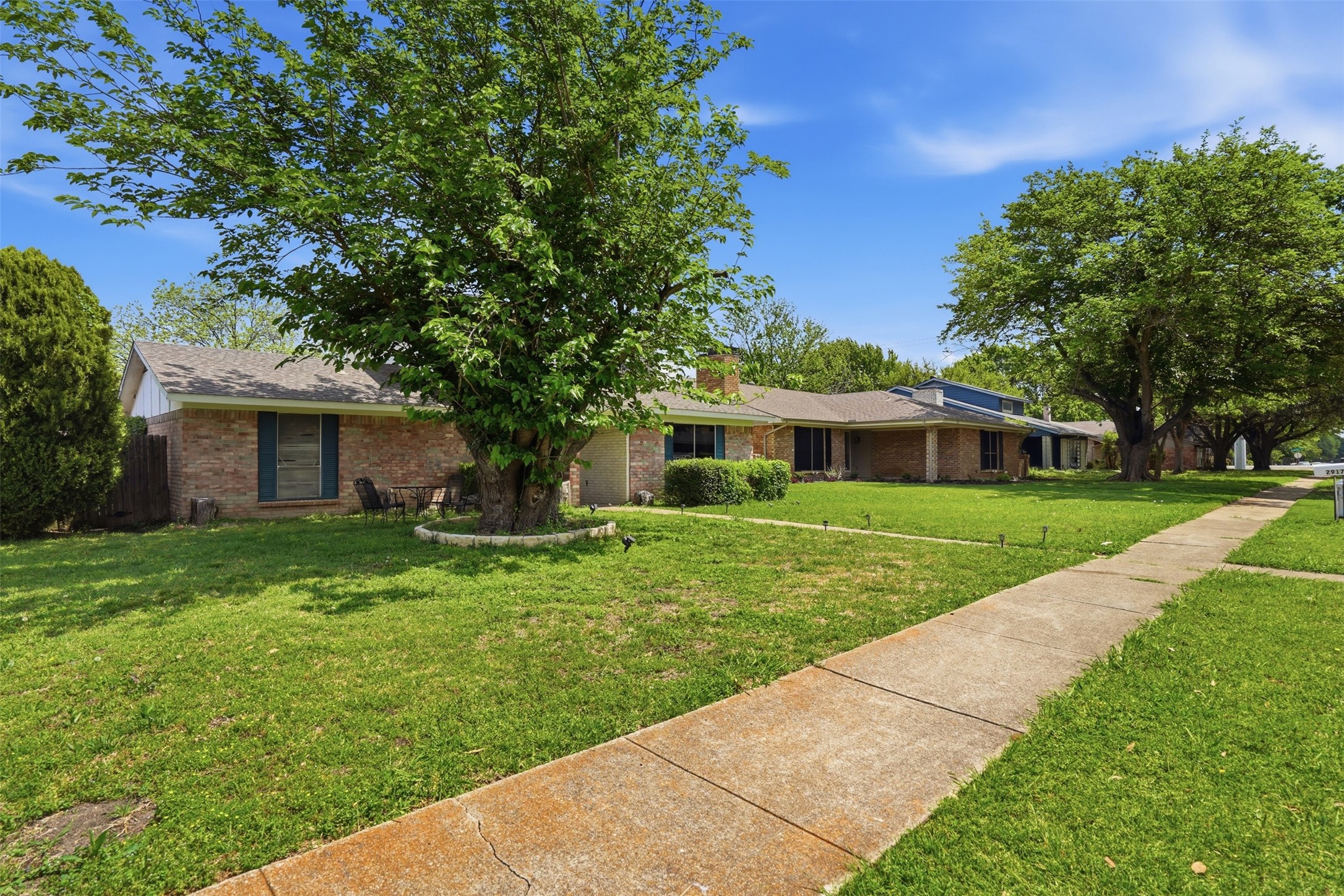 2917 Brookcrest Drive Garland TX 75040
