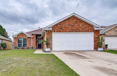910 Plumeria Drive Arlington TX 76002