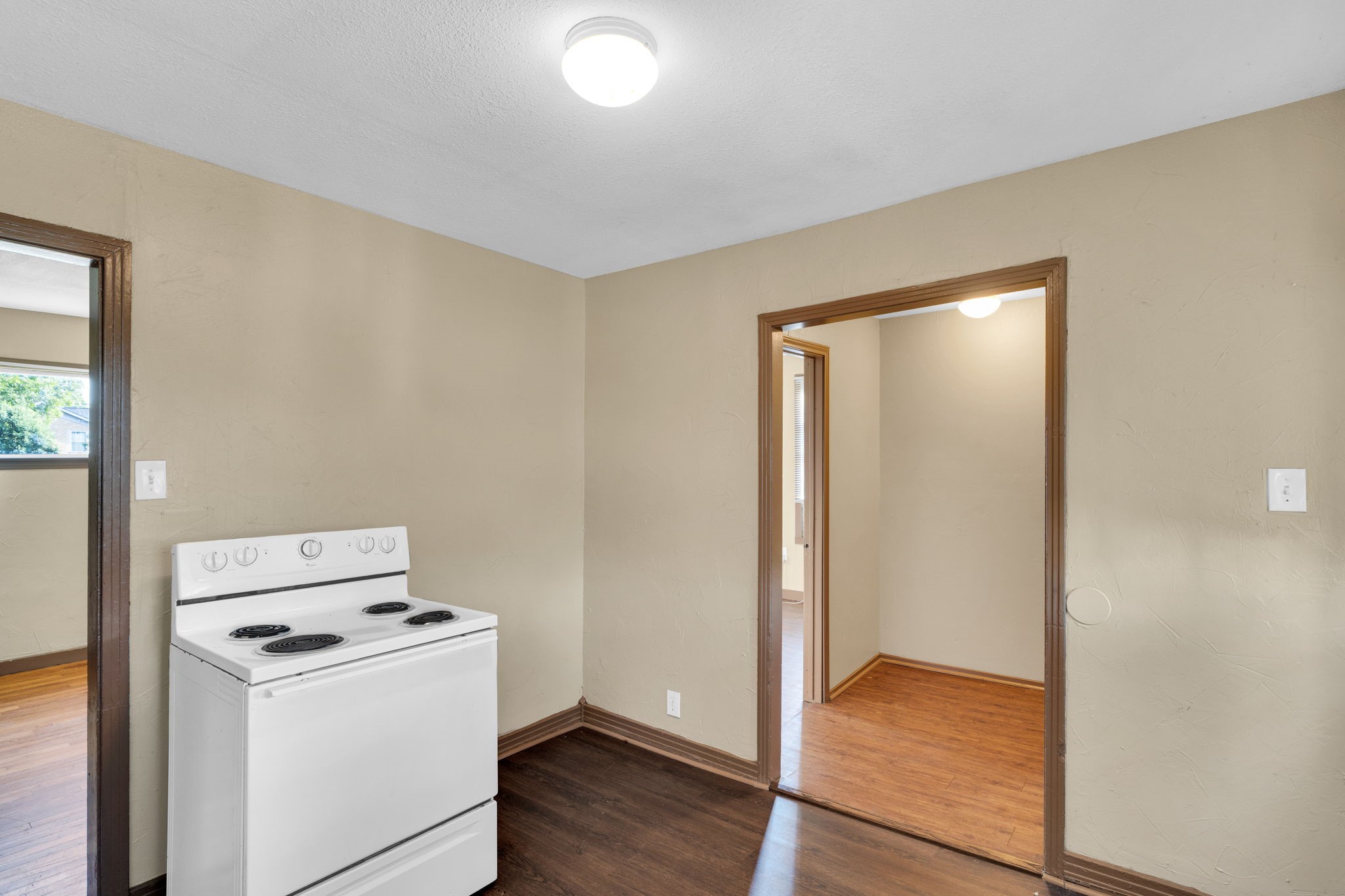 202 W Wheatland Road Duncanville TX 75116