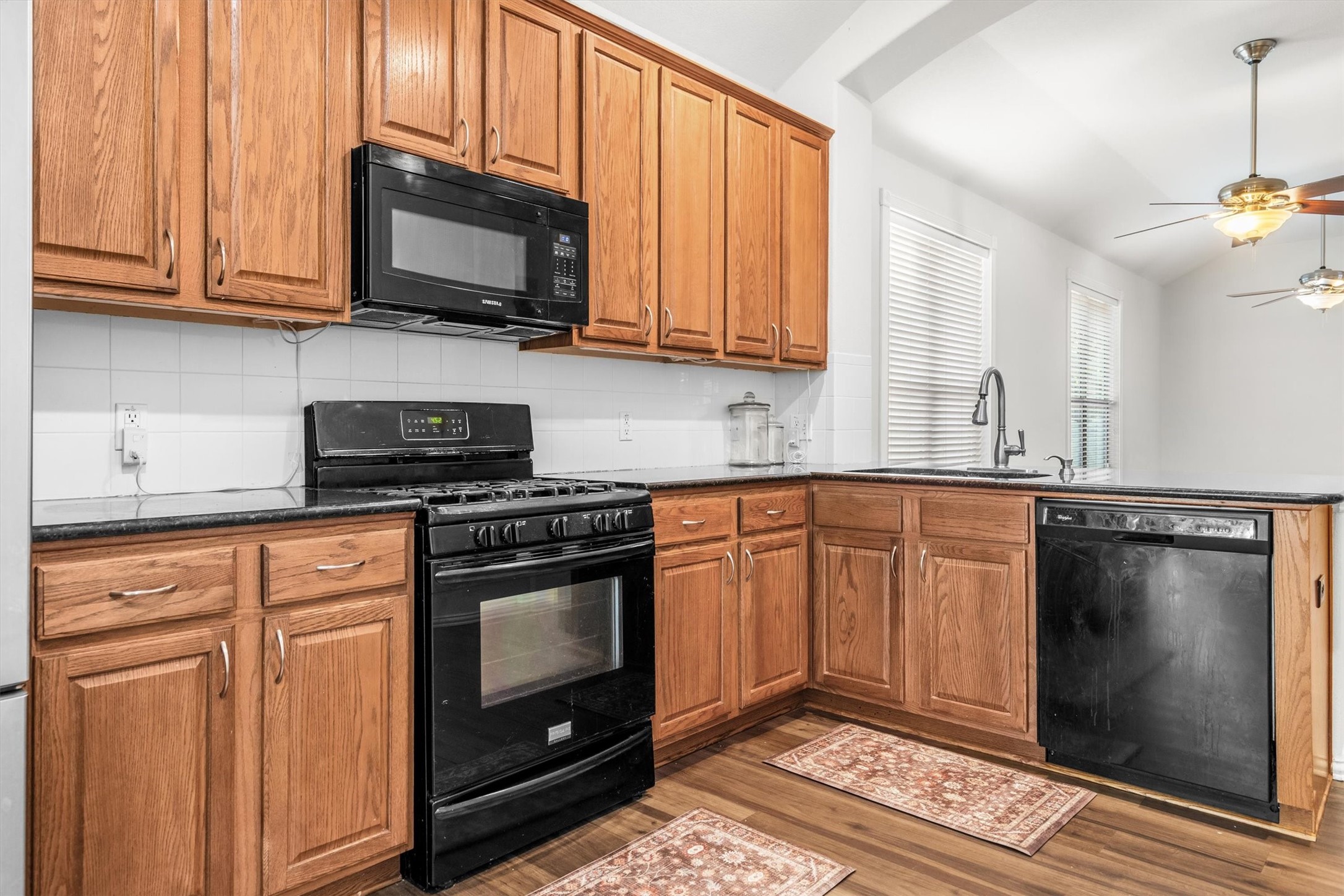 1008 Grey Fox Drive Savannah TX 76227