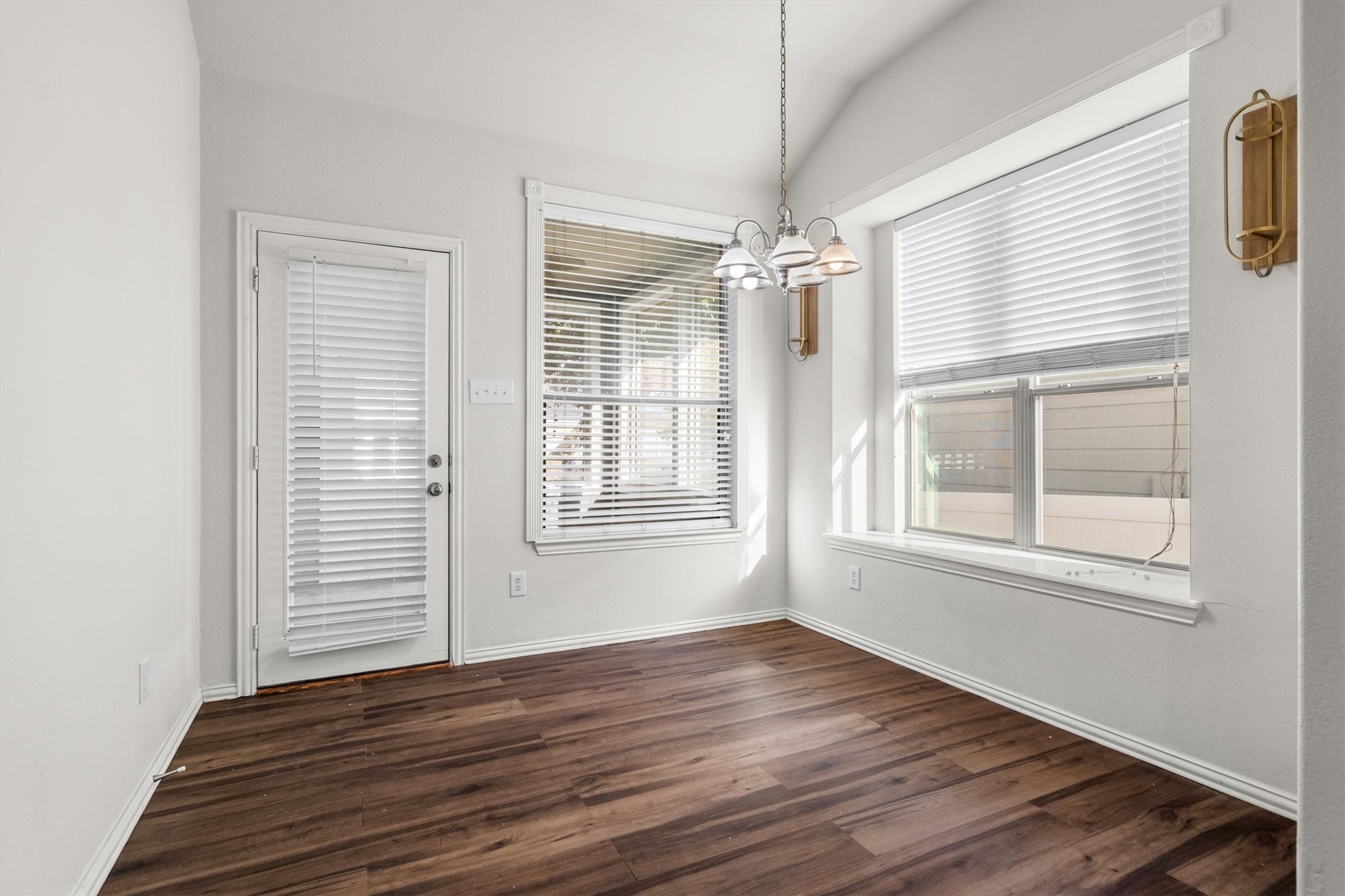 1008 Grey Fox Drive Savannah TX 76227