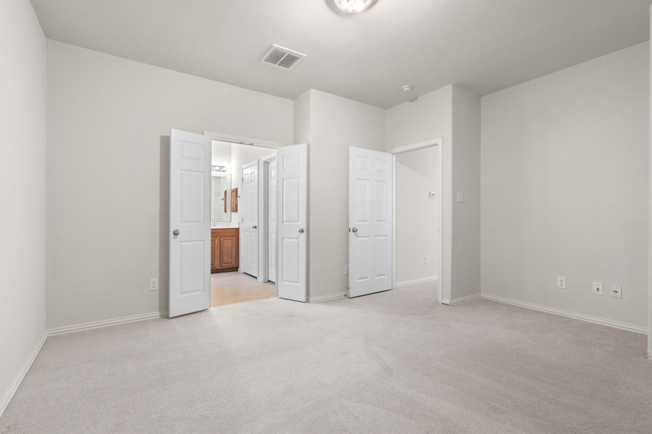 1008 Grey Fox Drive Savannah TX 76227