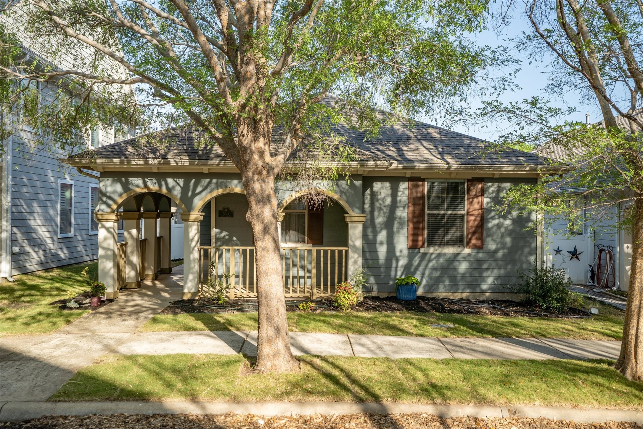 1008 Grey Fox Drive Savannah TX 76227