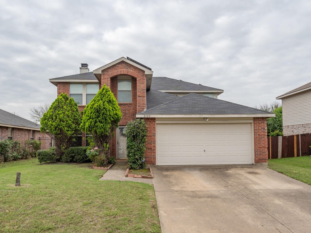 2123 Dayton Lane Grand Prairie TX 75052