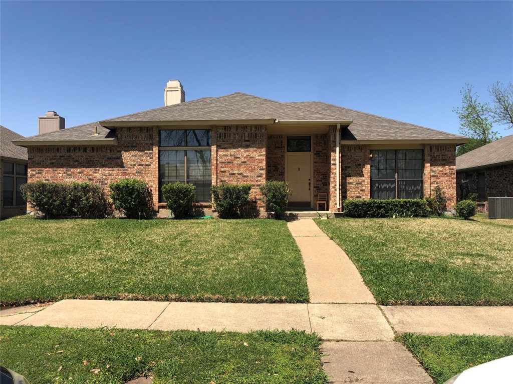 7013 George Brown Drive Garland TX 75043