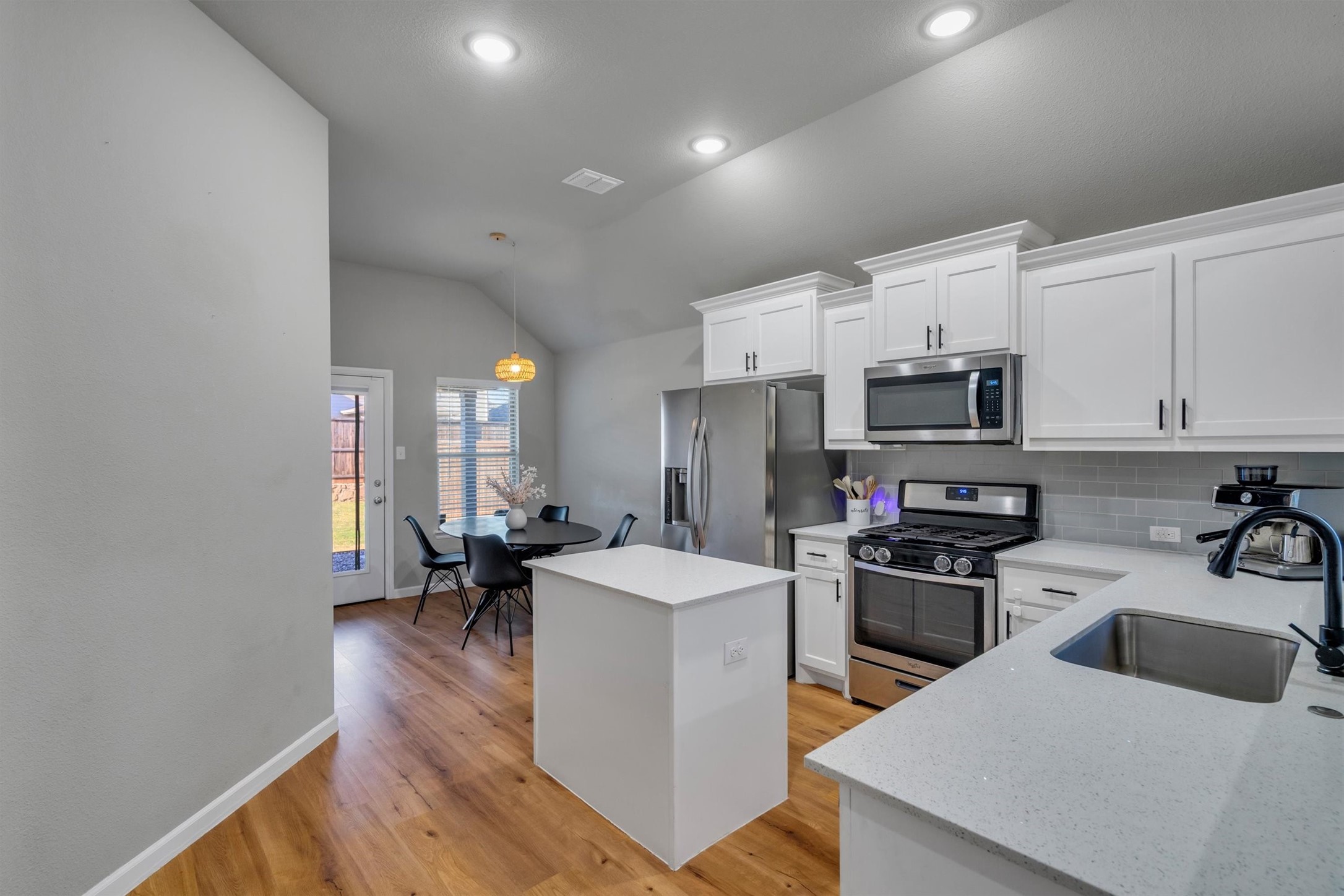 2432 Rocky Mountain Drive Royse City TX 75189