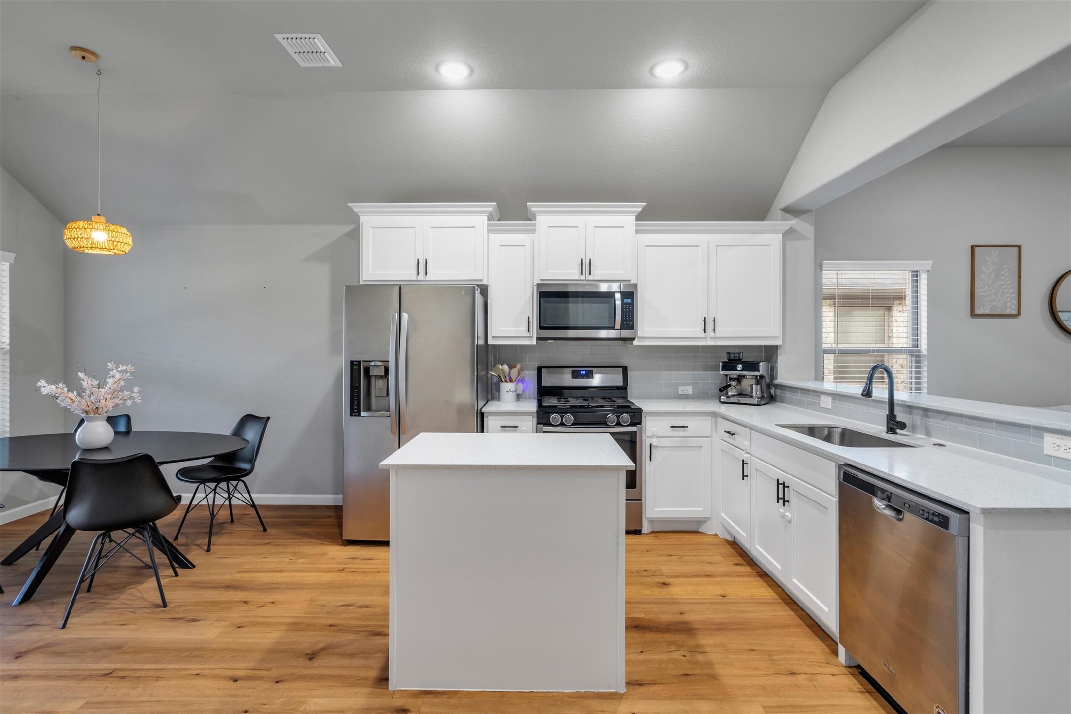 2432 Rocky Mountain Drive Royse City TX 75189