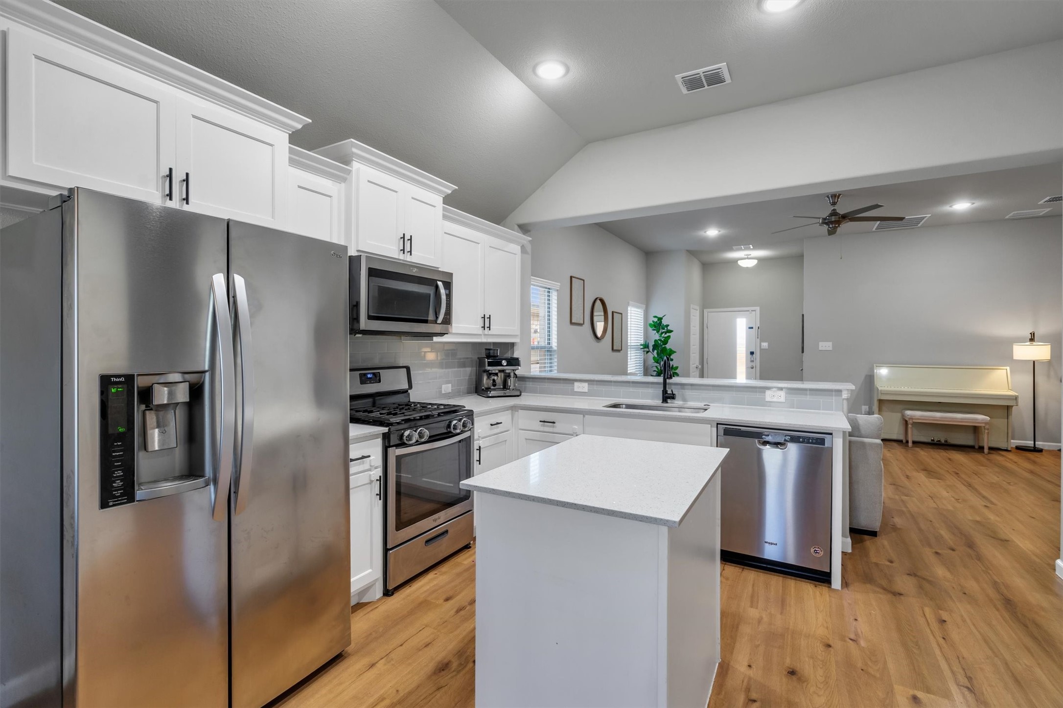 2432 Rocky Mountain Drive Royse City TX 75189