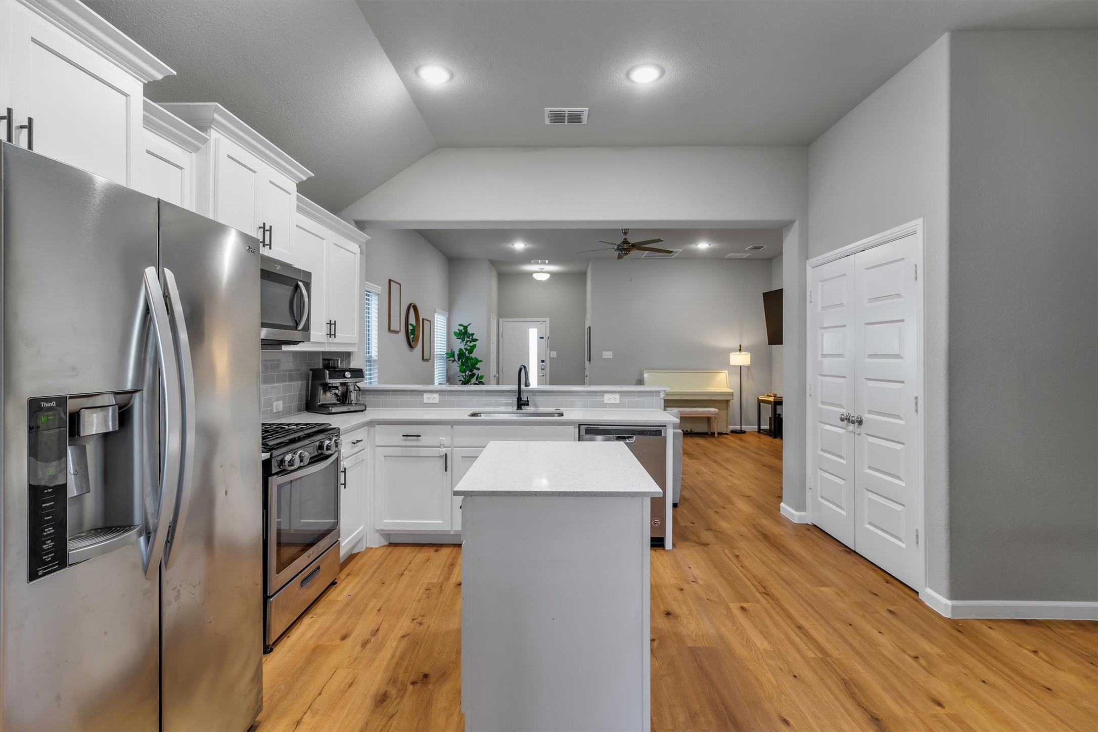 2432 Rocky Mountain Drive Royse City TX 75189
