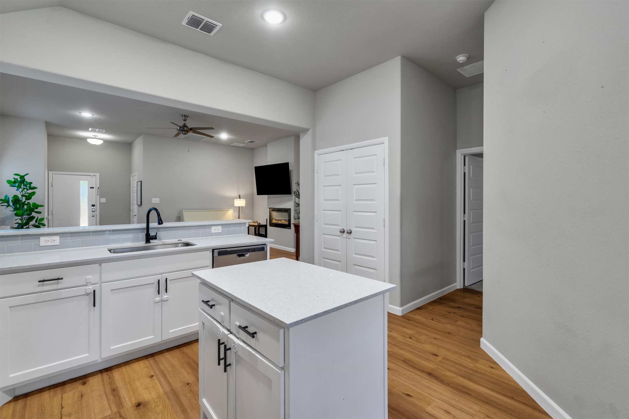 2432 Rocky Mountain Drive Royse City TX 75189
