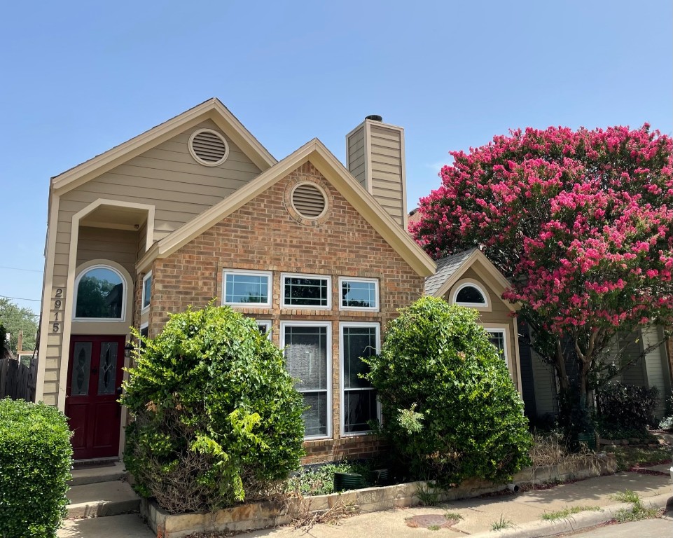 2915 S Bend Drive Dallas TX 75229