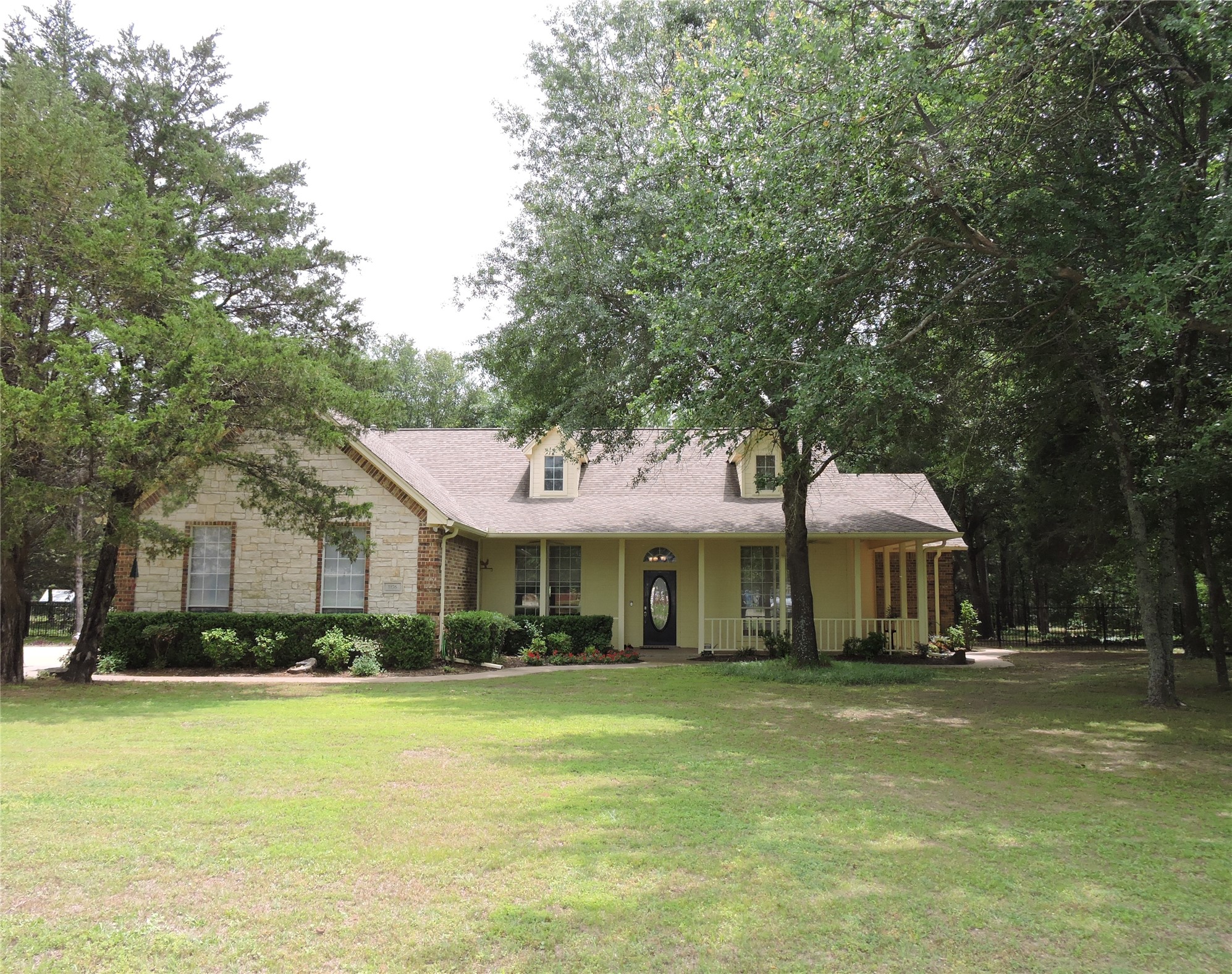 1176 Country Bend Drive Post Oak Bend TX 75142