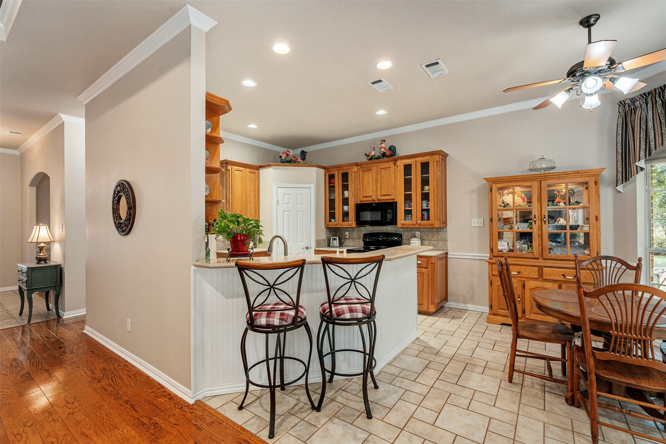 1176 Country Bend Drive Post Oak Bend TX 75142