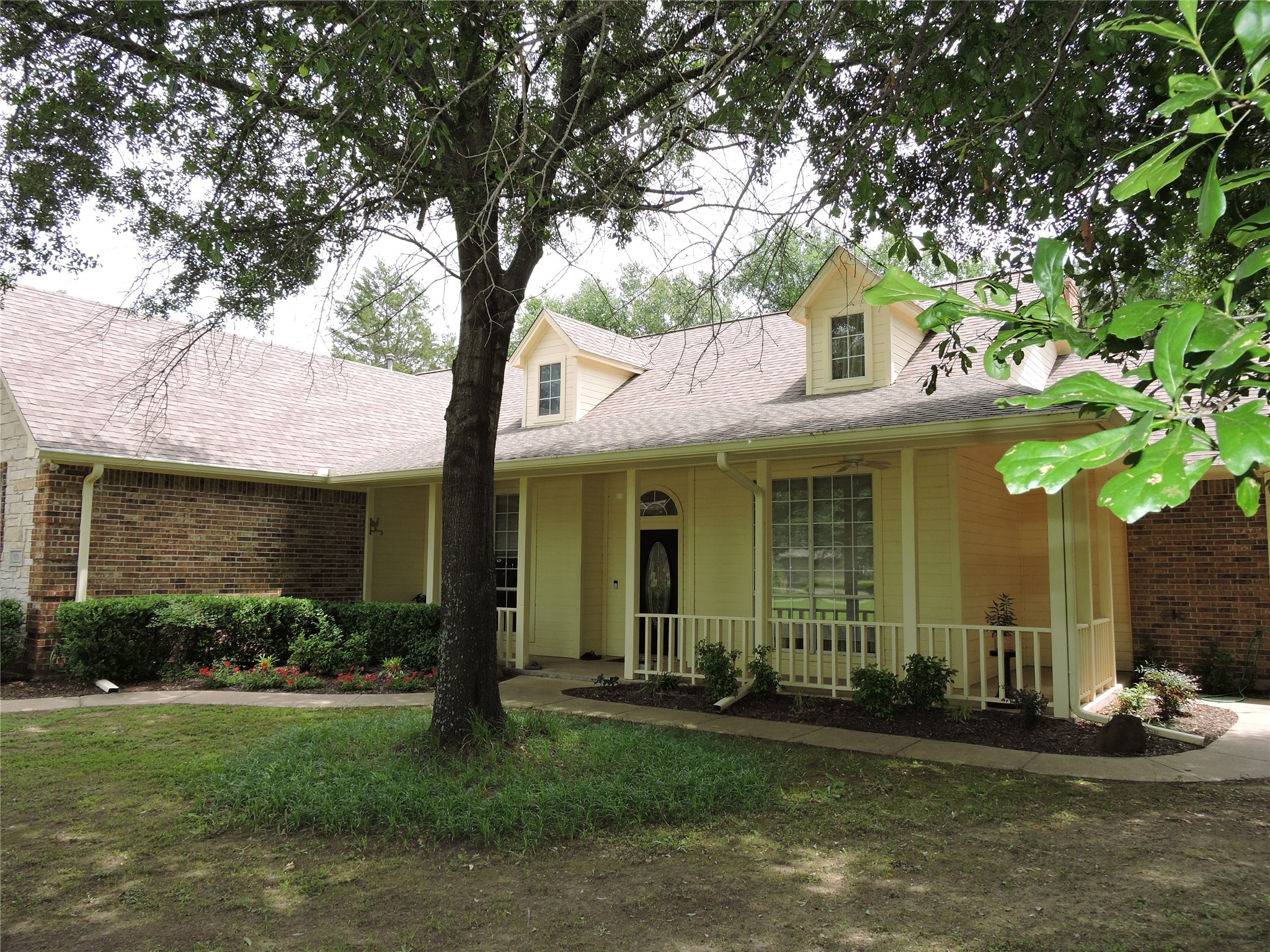 1176 Country Bend Drive Post Oak Bend TX 75142