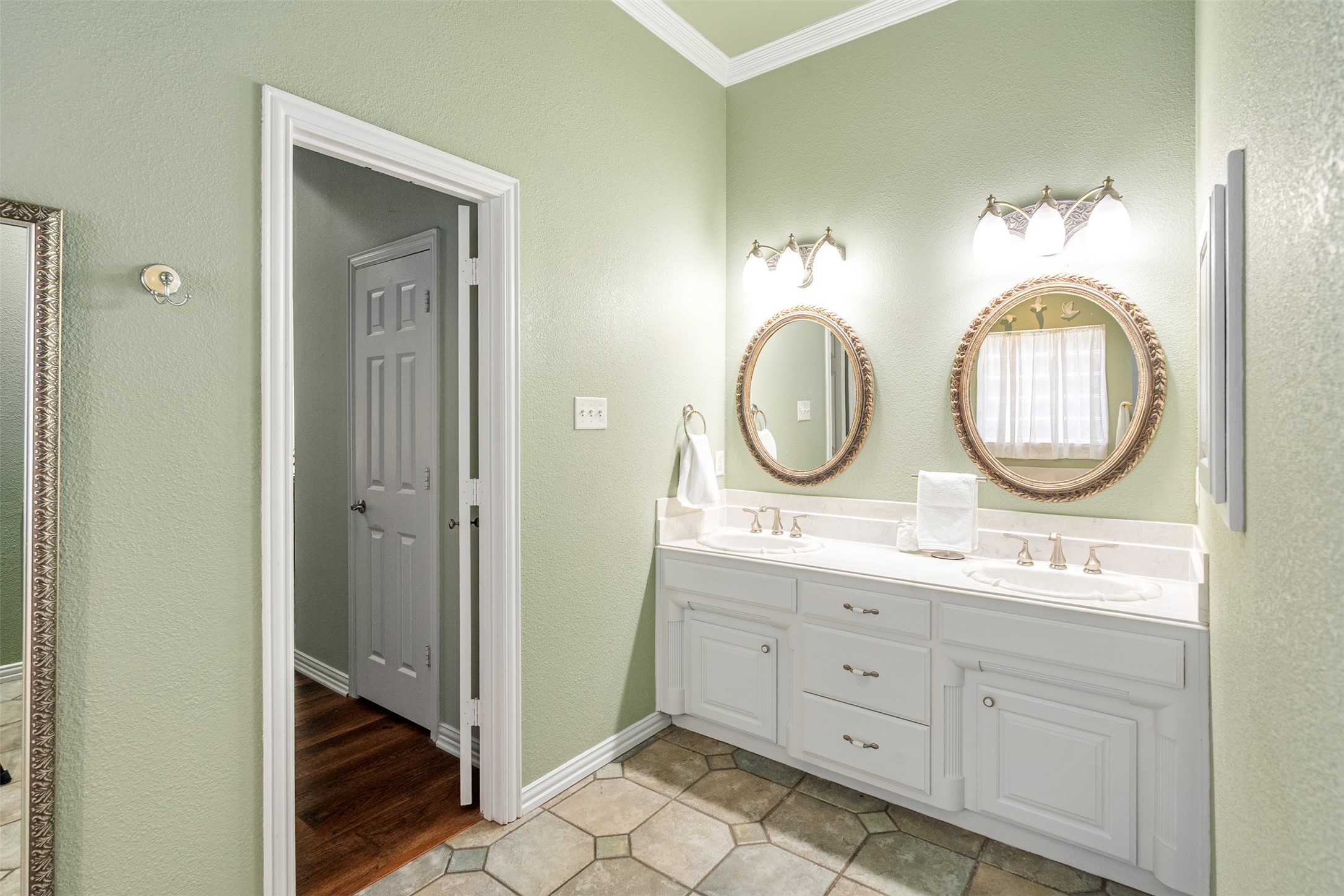 1176 Country Bend Drive Post Oak Bend TX 75142