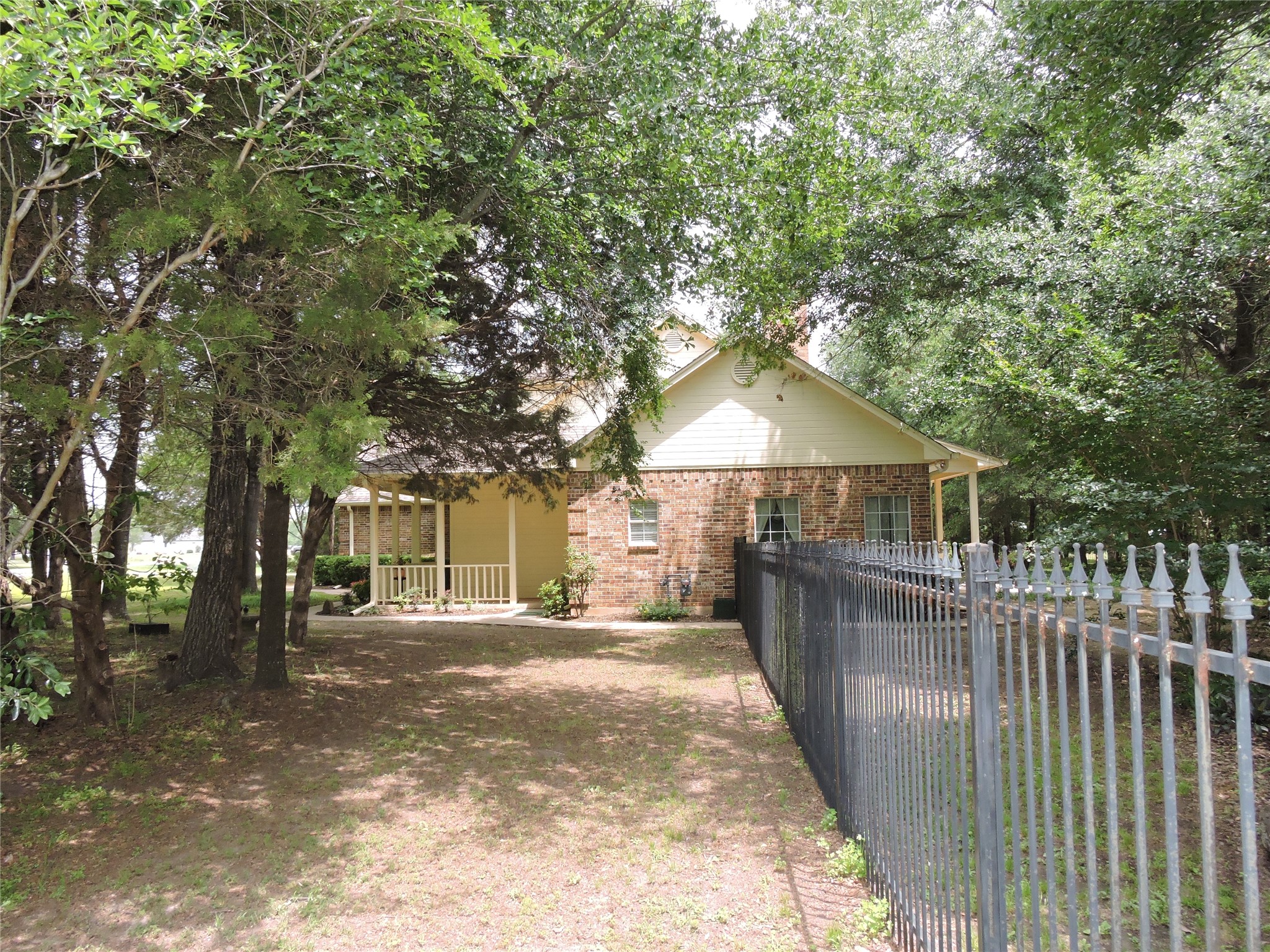 1176 Country Bend Drive Post Oak Bend TX 75142