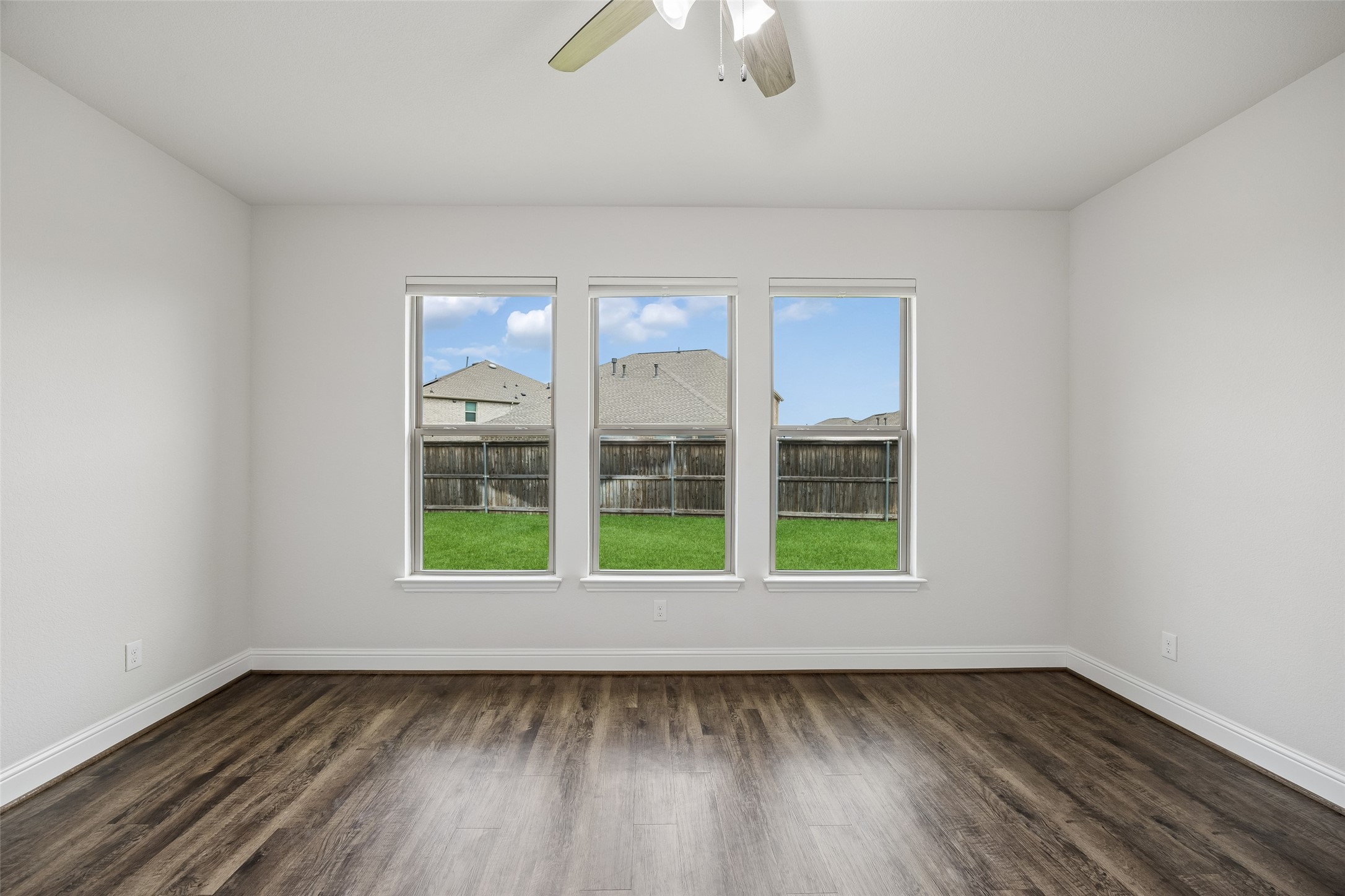 924 Pear Avenue Forney TX 75126