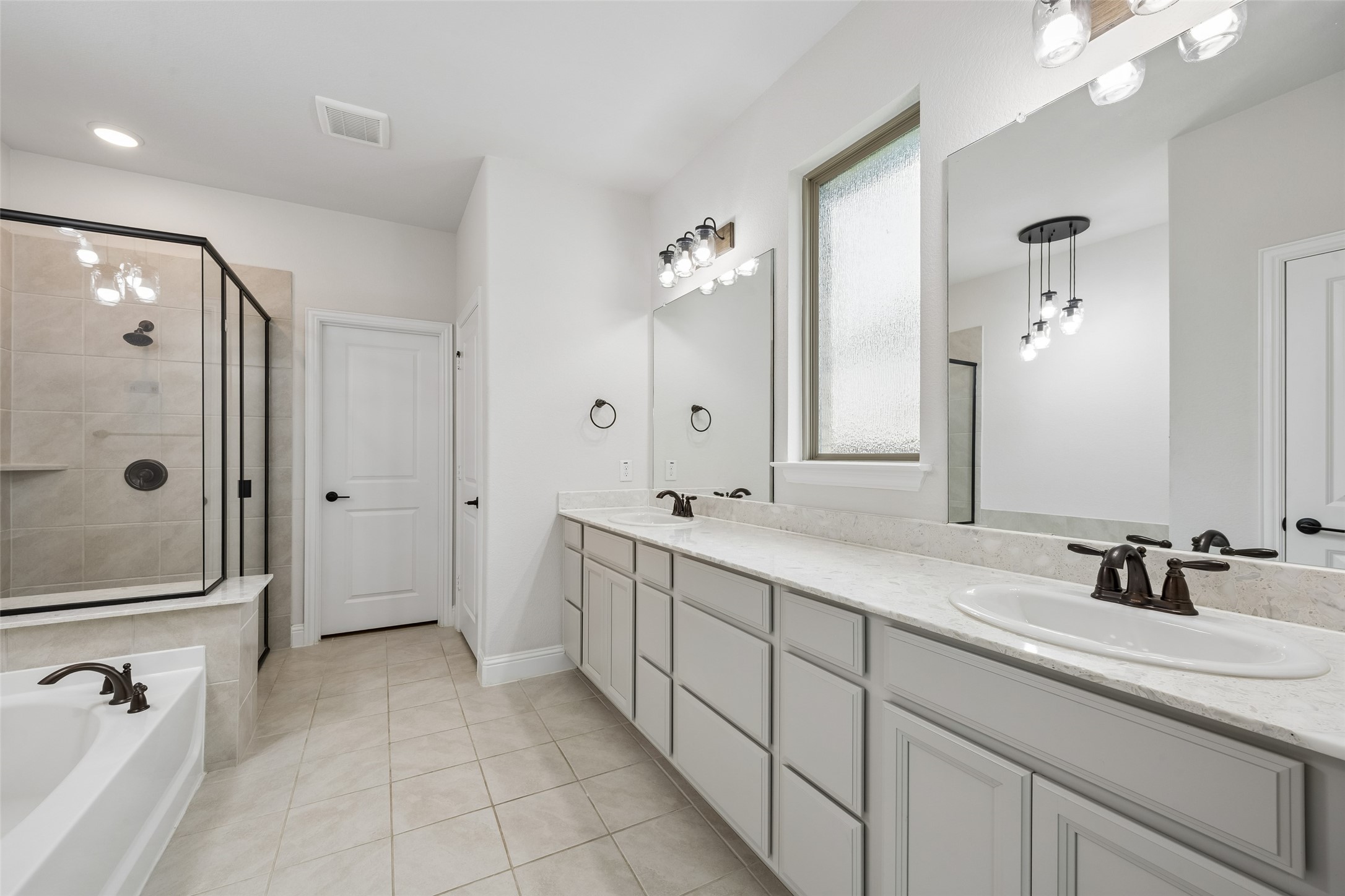 924 Pear Avenue Forney TX 75126