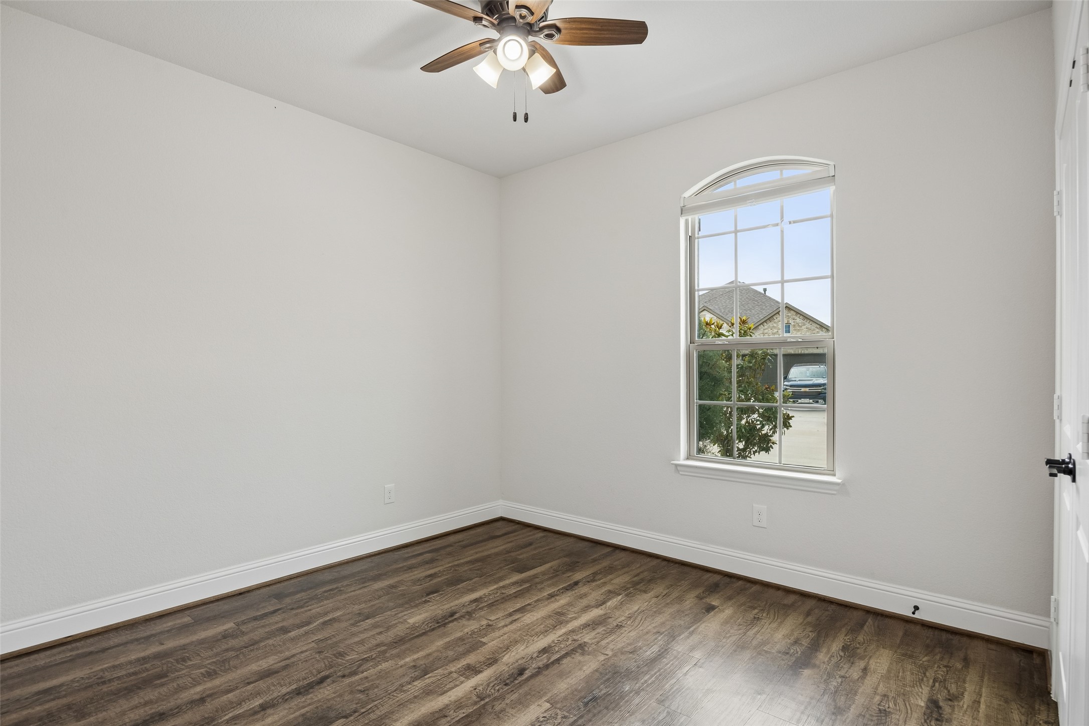 924 Pear Avenue Forney TX 75126