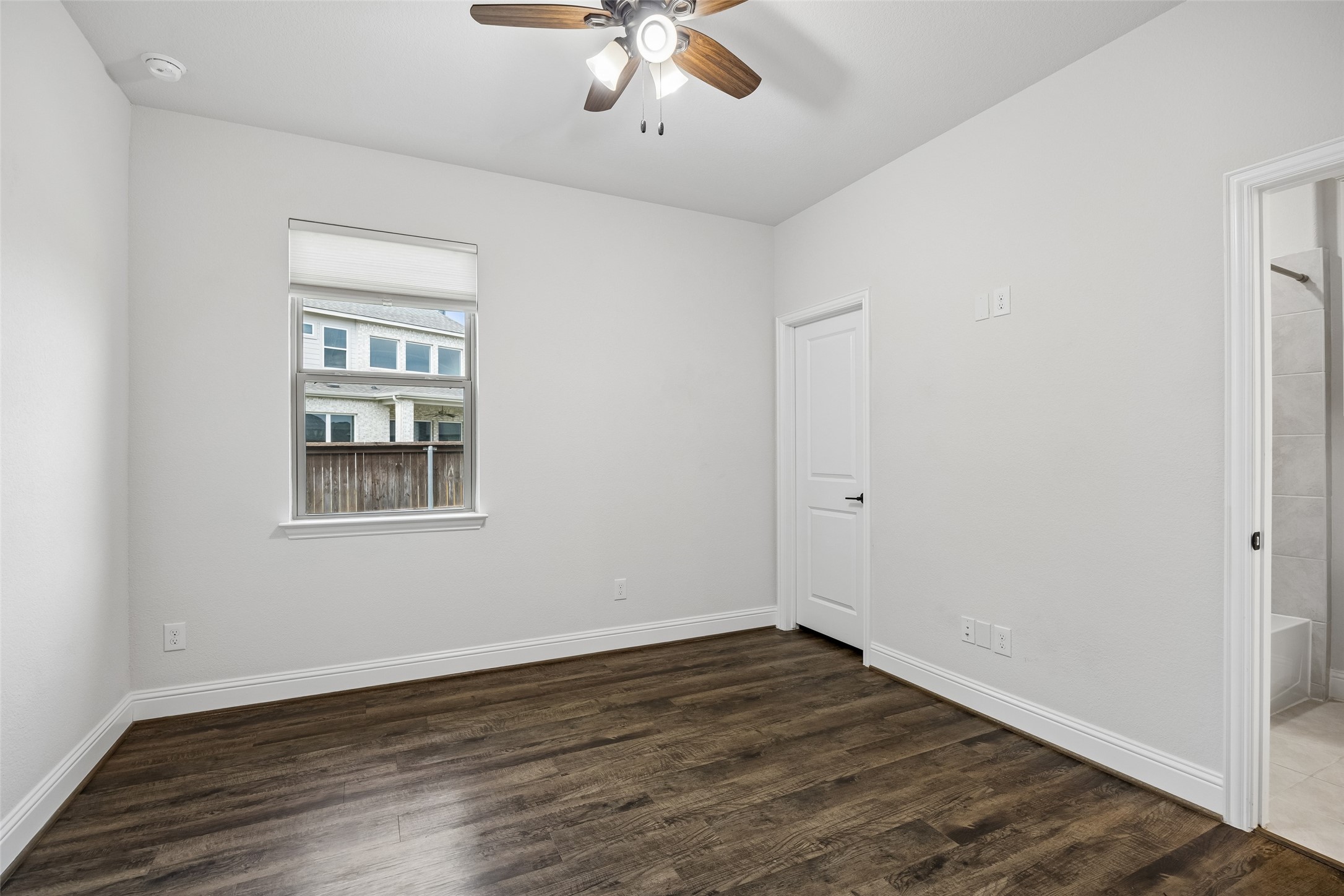 924 Pear Avenue Forney TX 75126