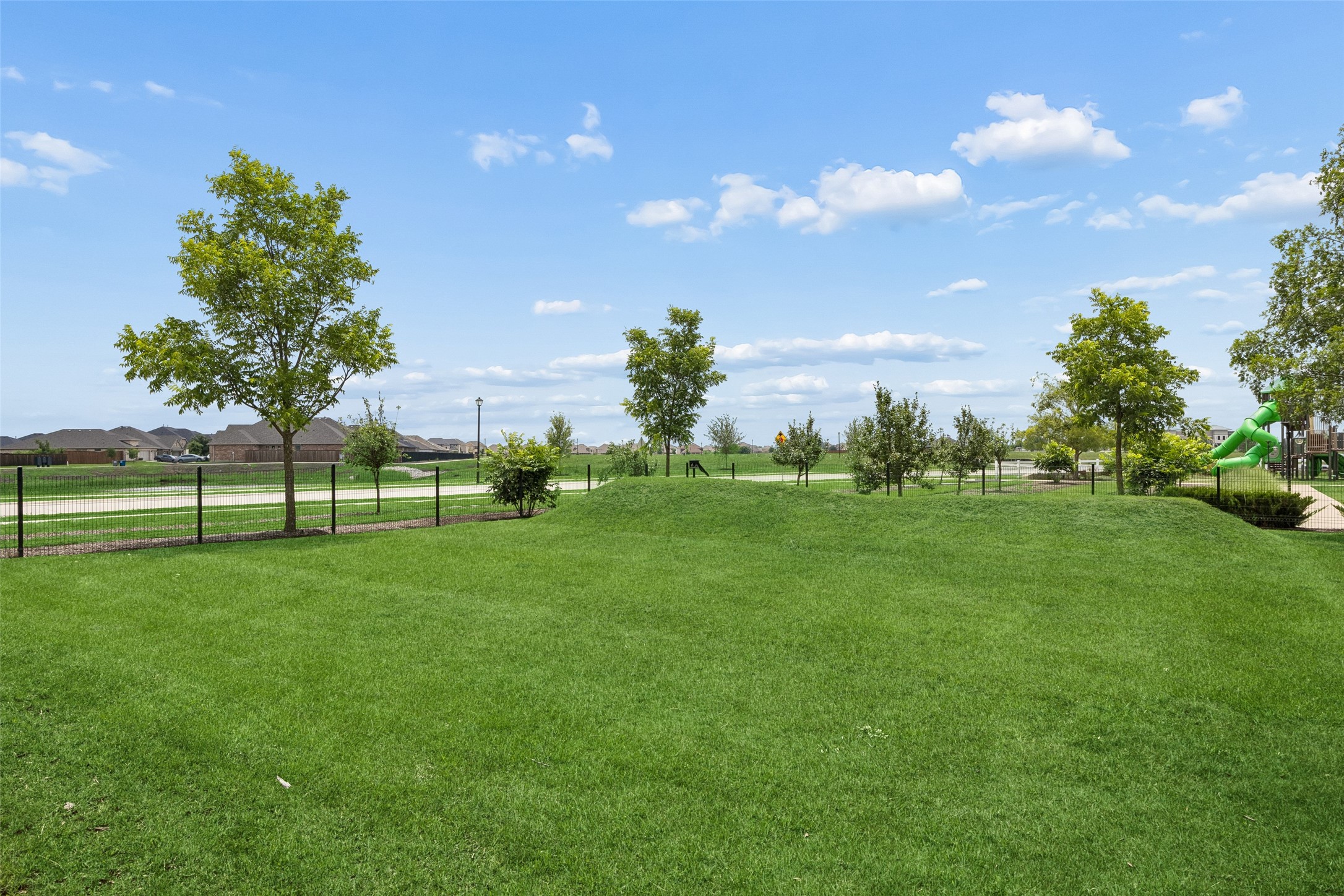 924 Pear Avenue Forney TX 75126