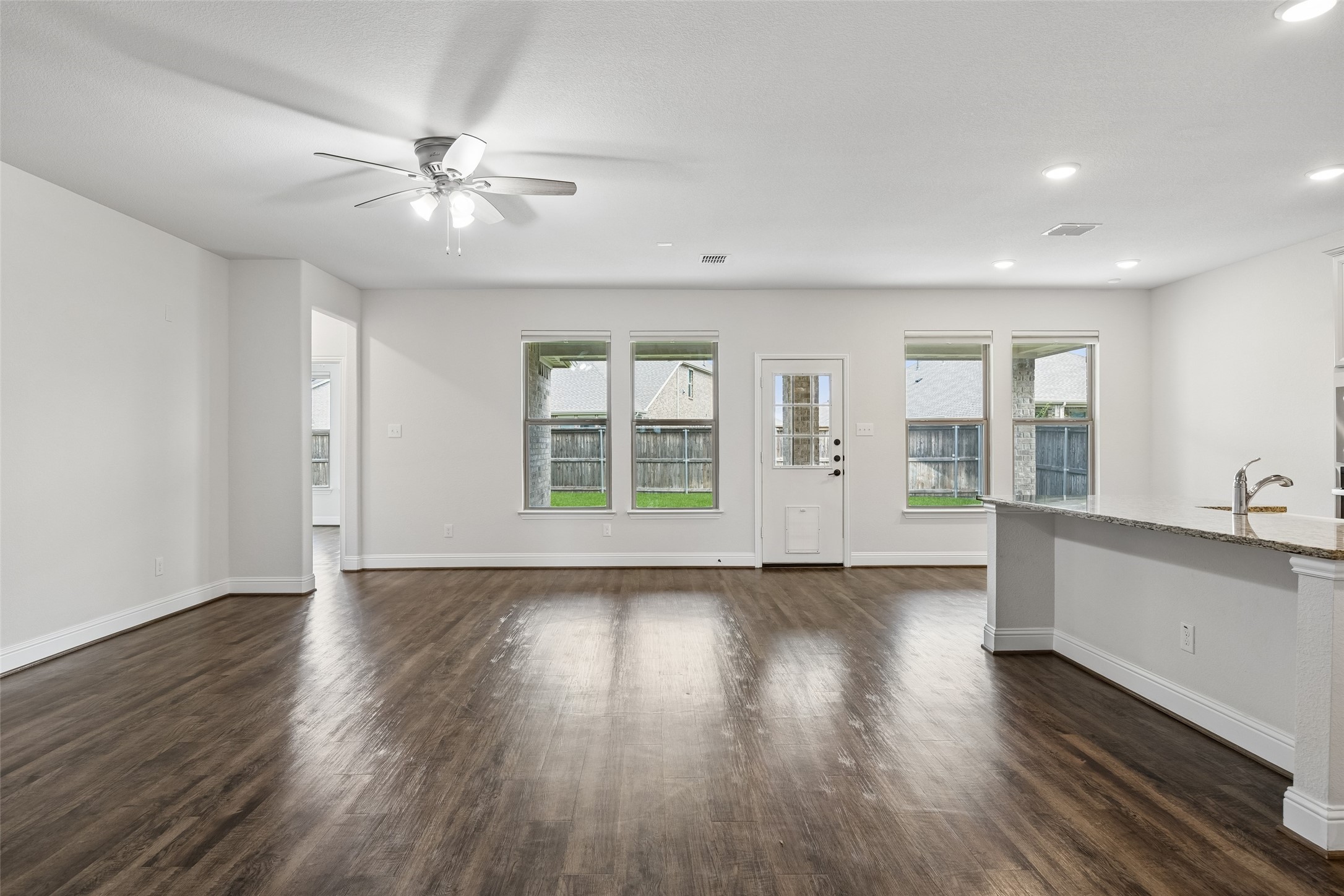 924 Pear Avenue Forney TX 75126