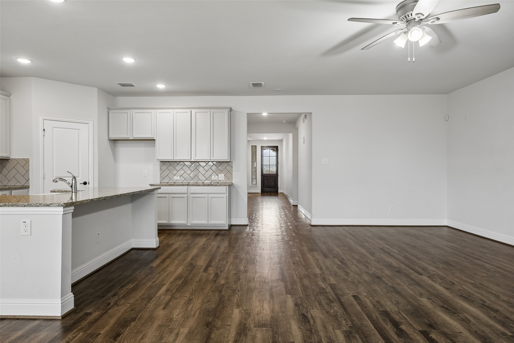 924 Pear Avenue Forney TX 75126