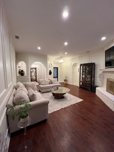 1305 Stonecreek Court Garland TX 75043