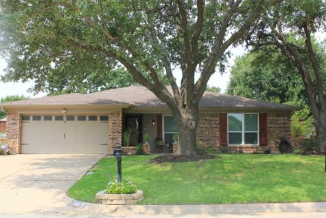 7505 Red Oak Street North Richland Hills TX 76182