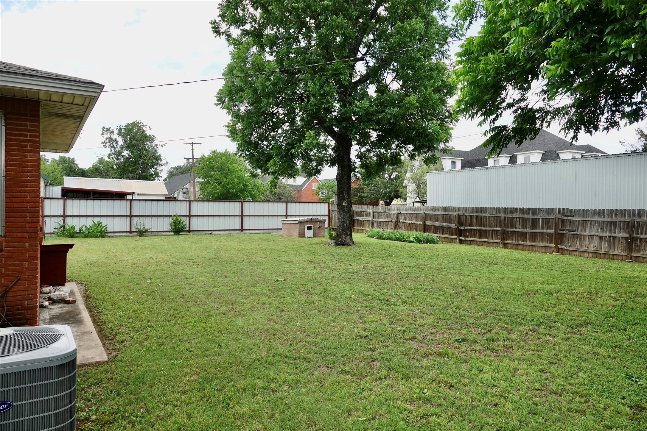 1410 Reynolds Street Goldthwaite TX 76844