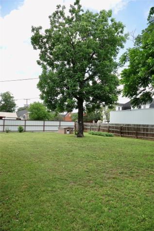 1410 Reynolds Street Goldthwaite TX 76844