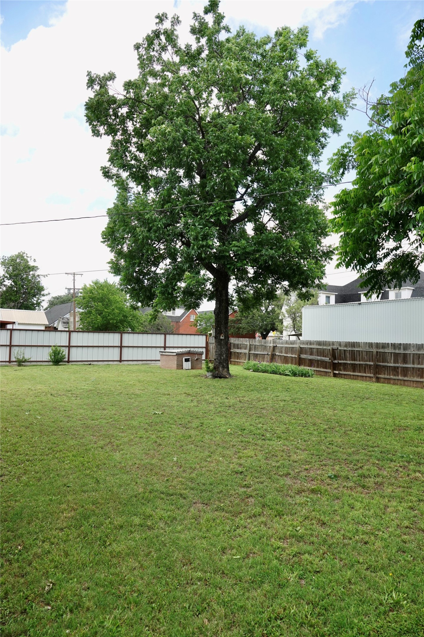 1410 Reynolds Street Goldthwaite TX 76844