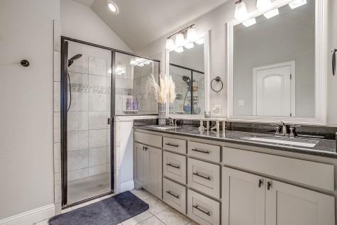 210 Harp Avenue Godley TX 76044