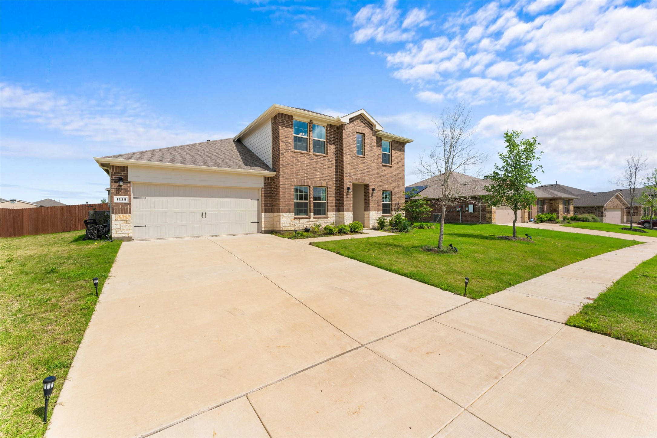 1225 Rolling Meadows Drive Cedar Hill TX 75104
