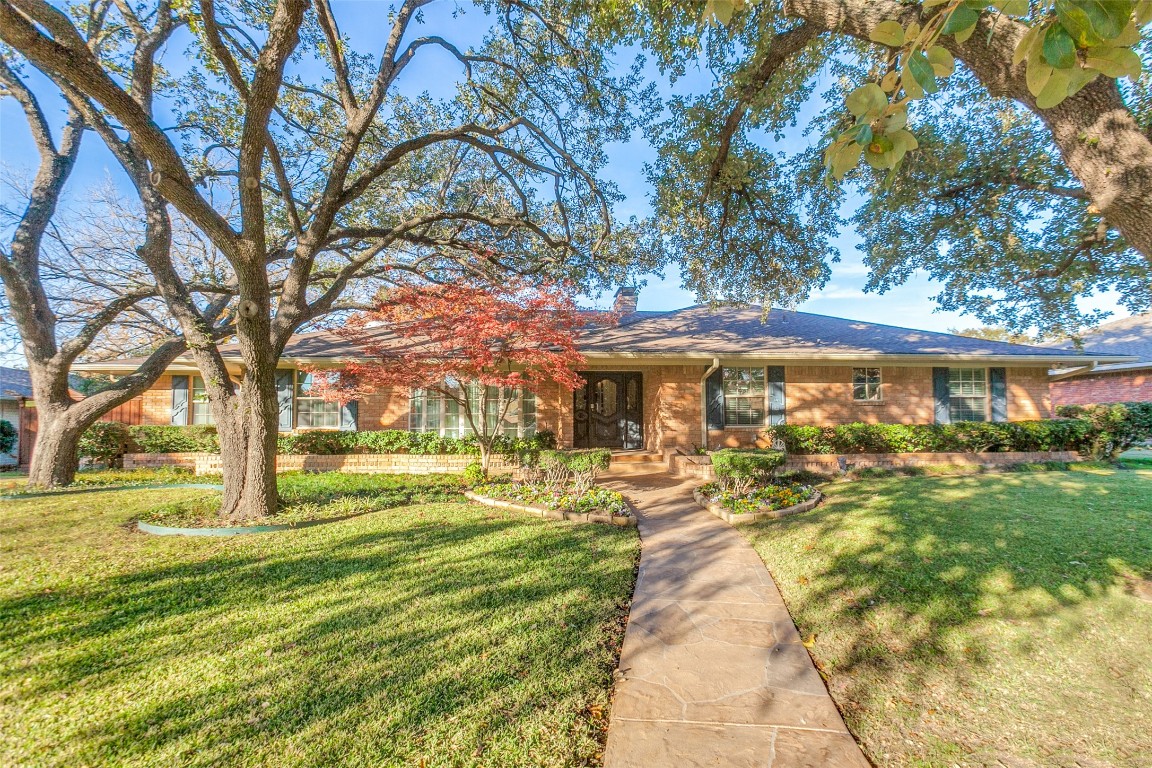 7707 Woodstone Lane Dallas TX 75248