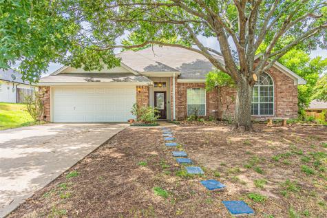 1413 Westbriar Drive Weatherford TX 76086