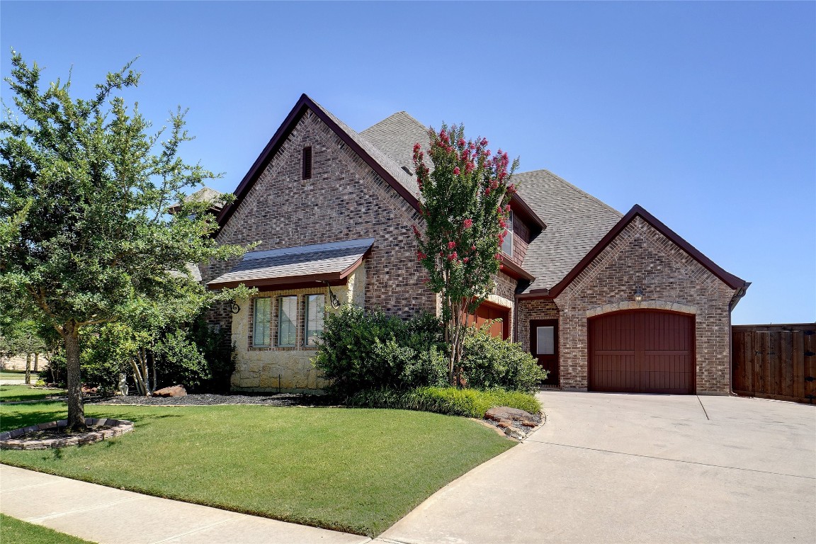 8956 Glendara Drive North Richland Hills TX 76182