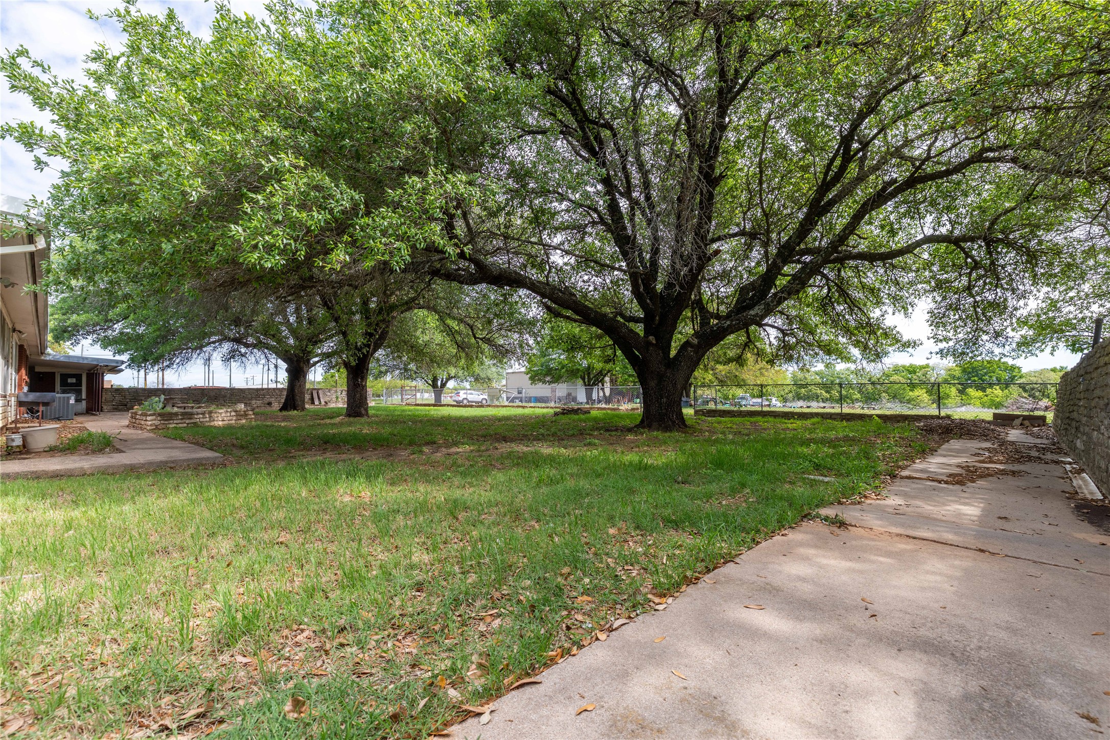 1025 S Us Highway 281 Stephenville TX 76401