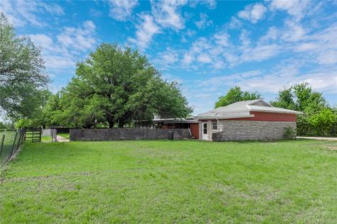 1025 S Us Highway 281 Stephenville TX 76401