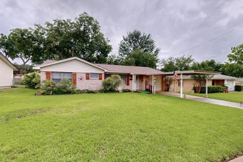 406 W Carolyn Drive Garland TX 75041