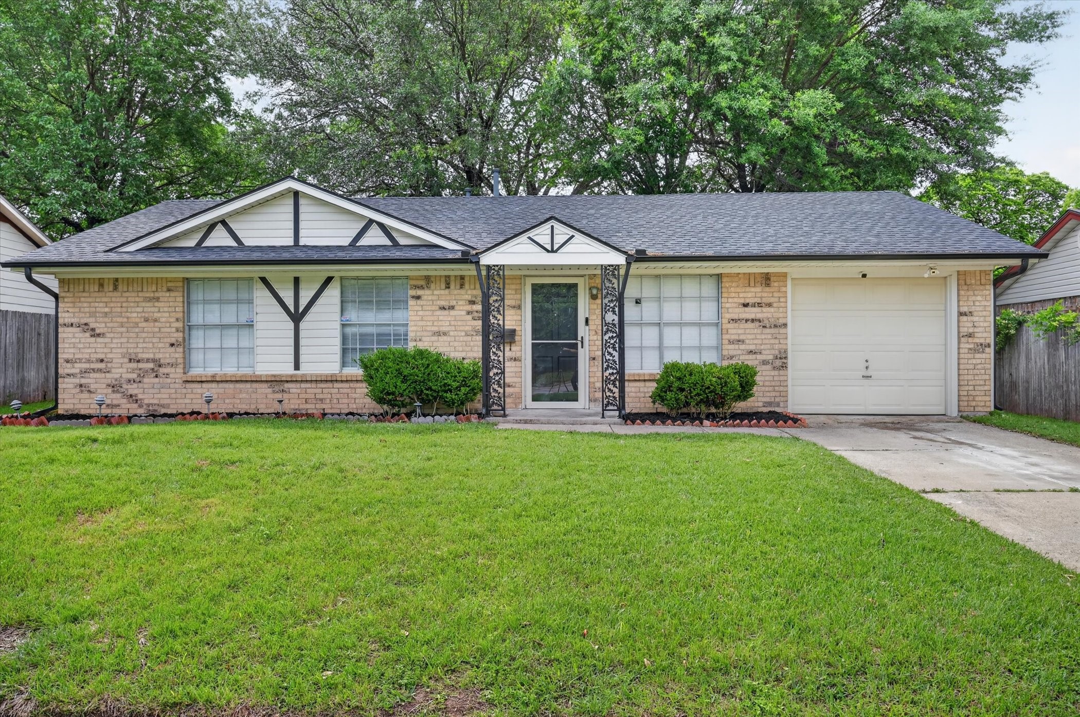 263 Merribrook Trail Duncanville TX 75116