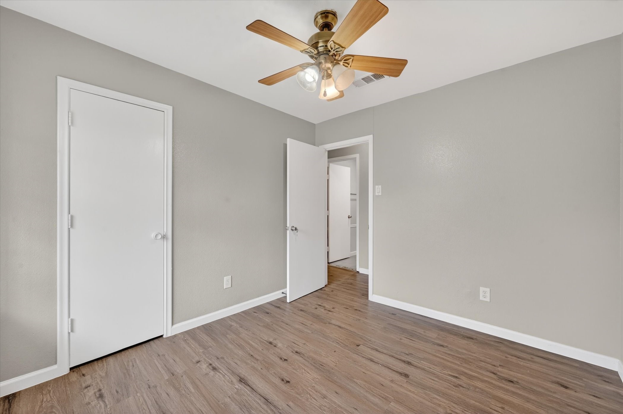263 Merribrook Trail Duncanville TX 75116