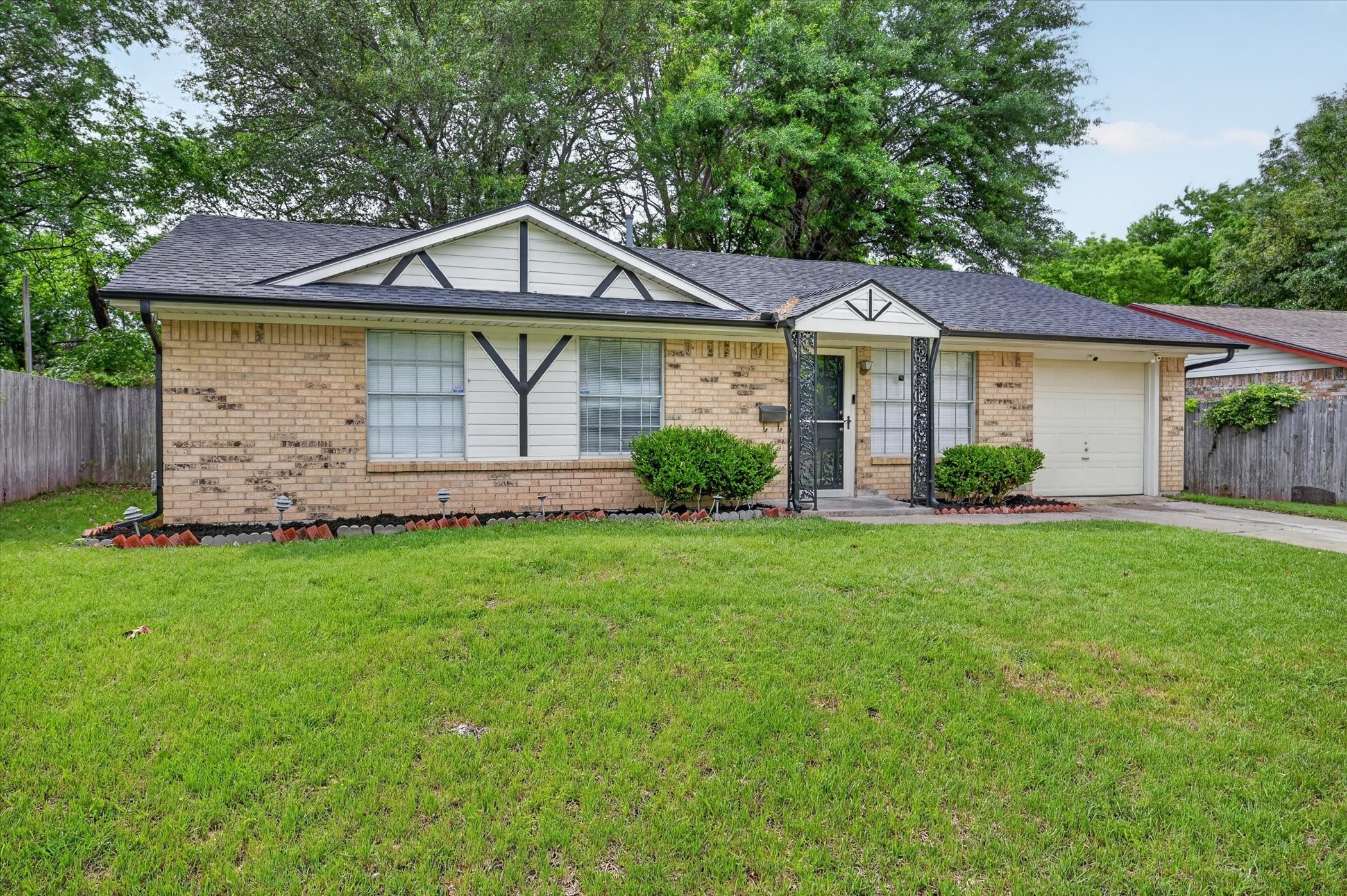 263 Merribrook Trail Duncanville TX 75116