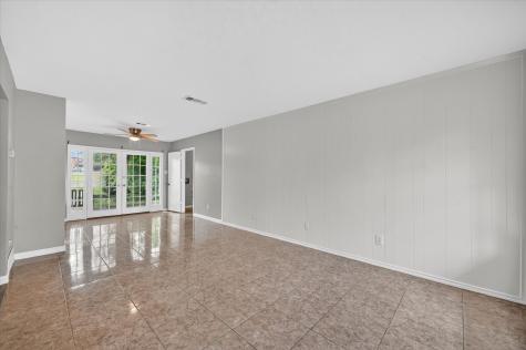 263 Merribrook Trail Duncanville TX 75116