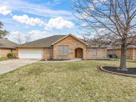 5724 Puerto Vallarta Drive North Richland Hills TX 76180