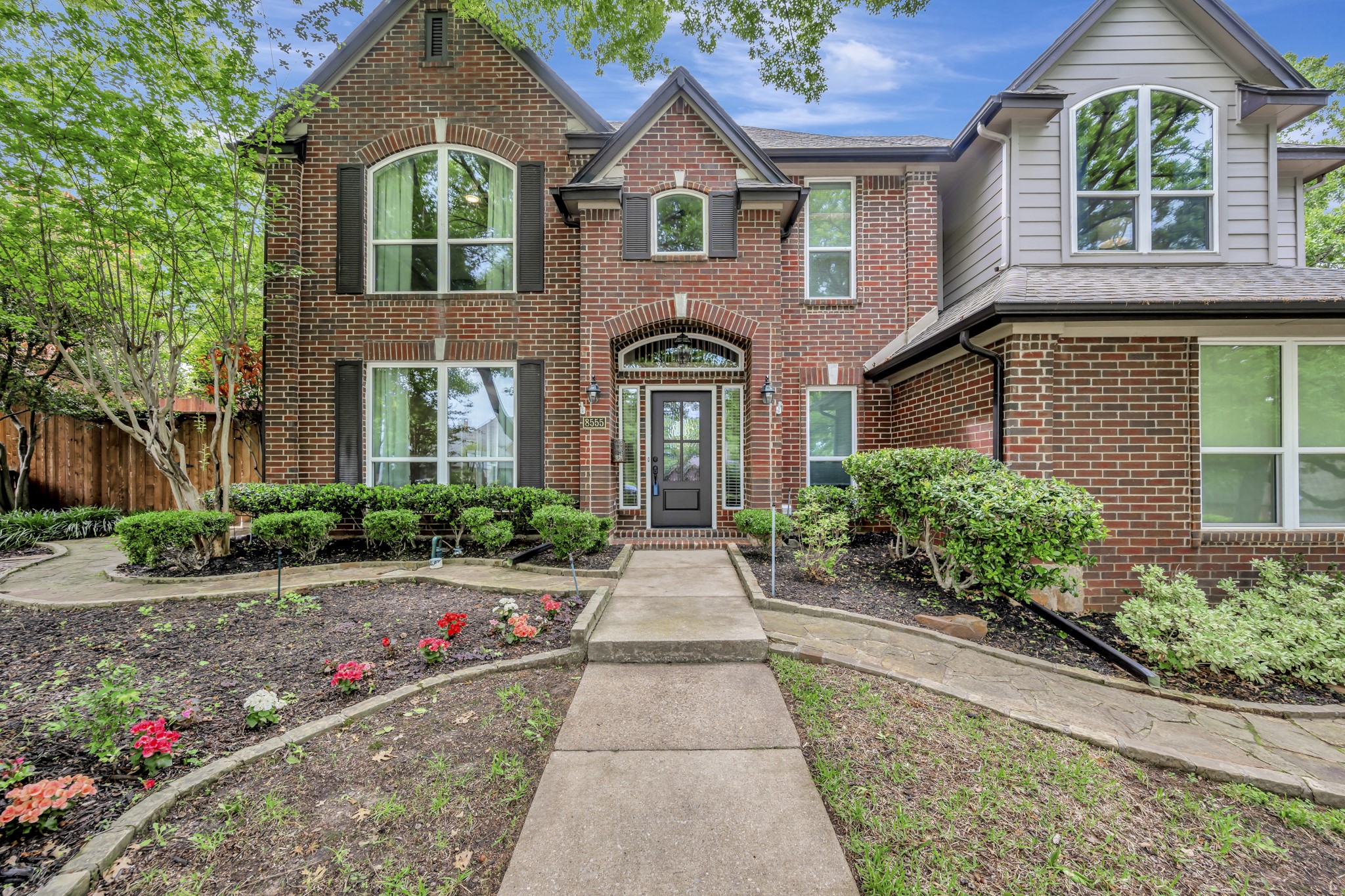 8555 Shadybrooke Court North Richland Hills TX 76182