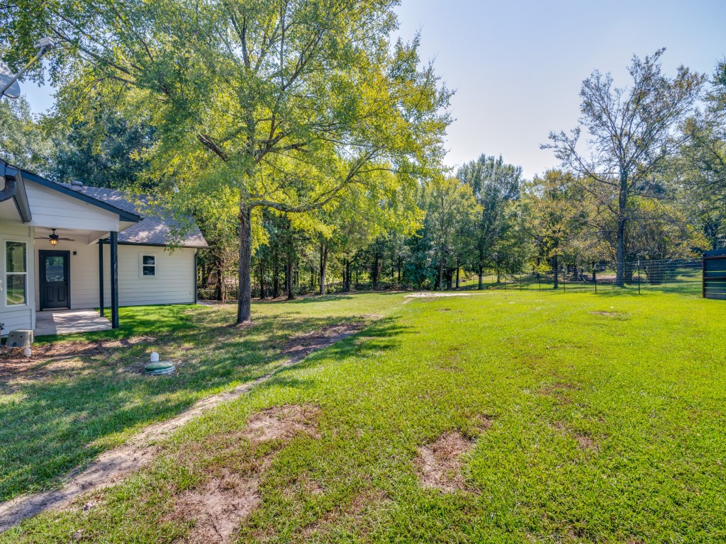 261 Rs County Road 4261 Emory TX 75440