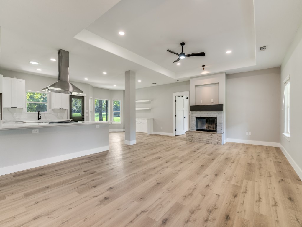 261 Rs County Road 4261 Emory TX 75440